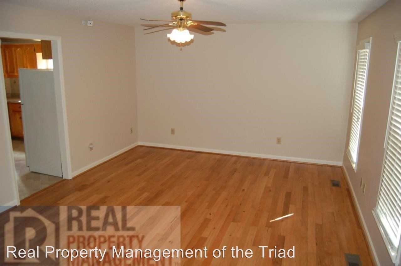 206 Trollinger St - Photo 3 of 14