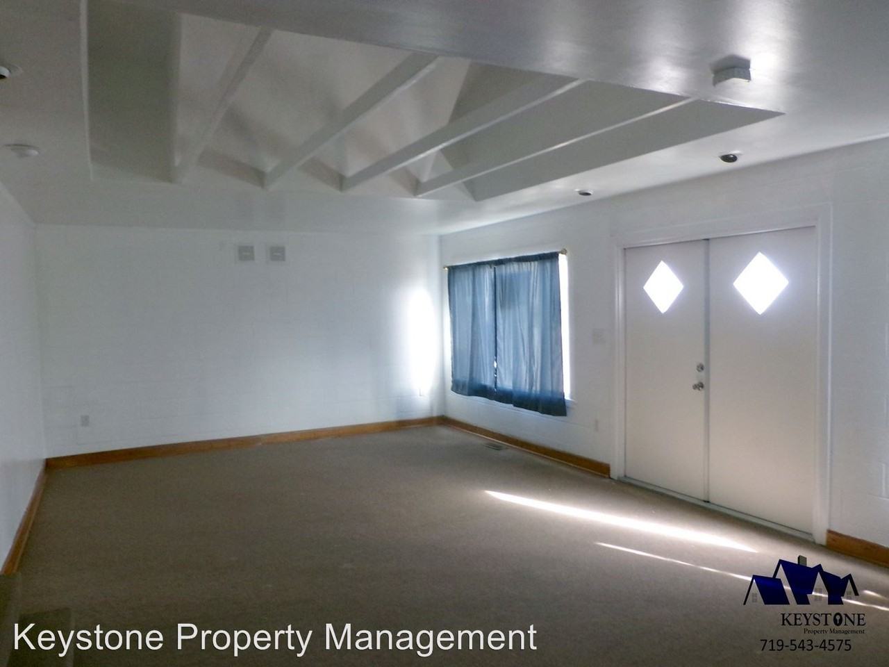 619 W 9th St - Photo 3 of 21