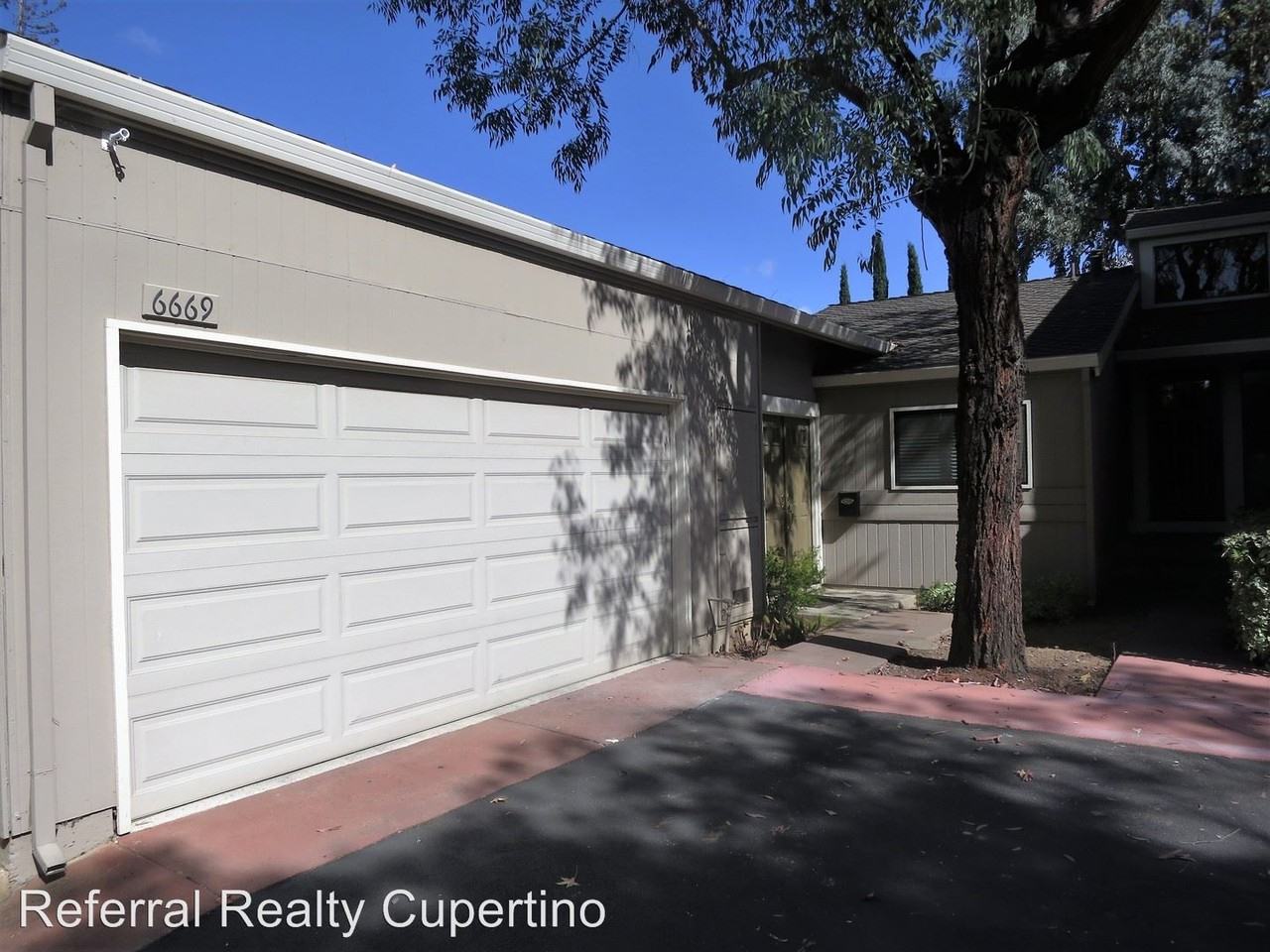 6669 Copperwood Cir - Photo 2 of 28