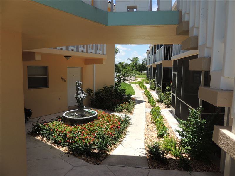 Terraces On The Green - Photo 3 of 4