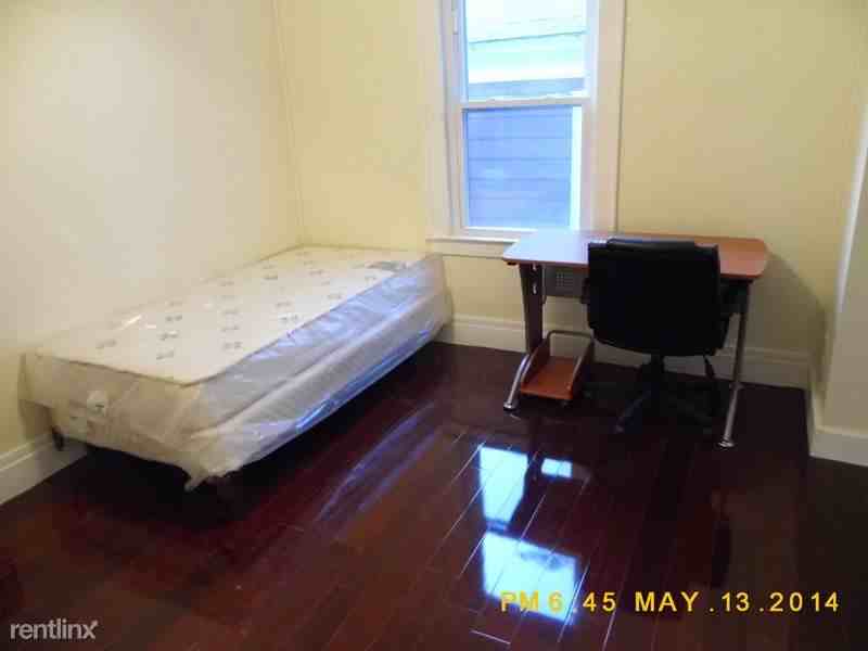 215 Cherry St - Photo 3 of 6