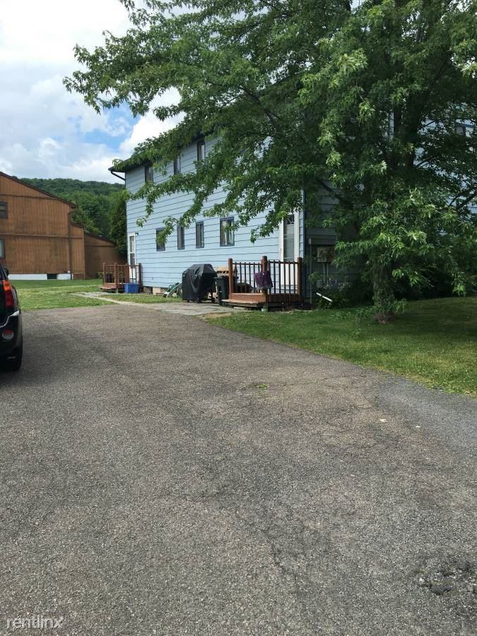 1 Carol Ct - Photo 2 of 10