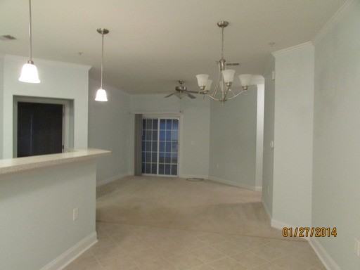 100 Gateway Condos Dr - Photo 2 of 7