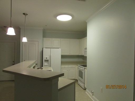100 Gateway Condos Dr - Photo 3 of 7