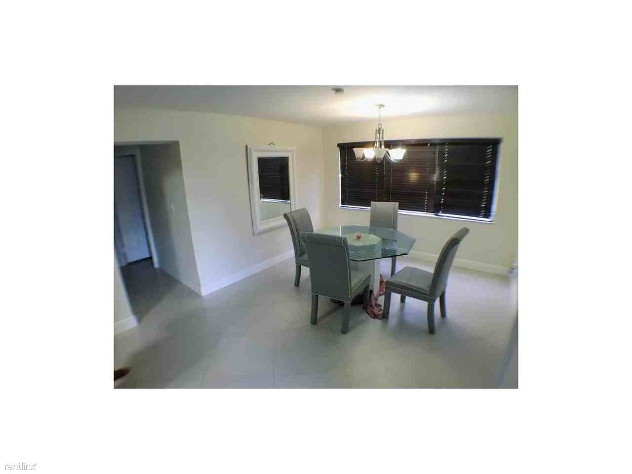 4672 NW 41st Pl - Photo 3 of 16