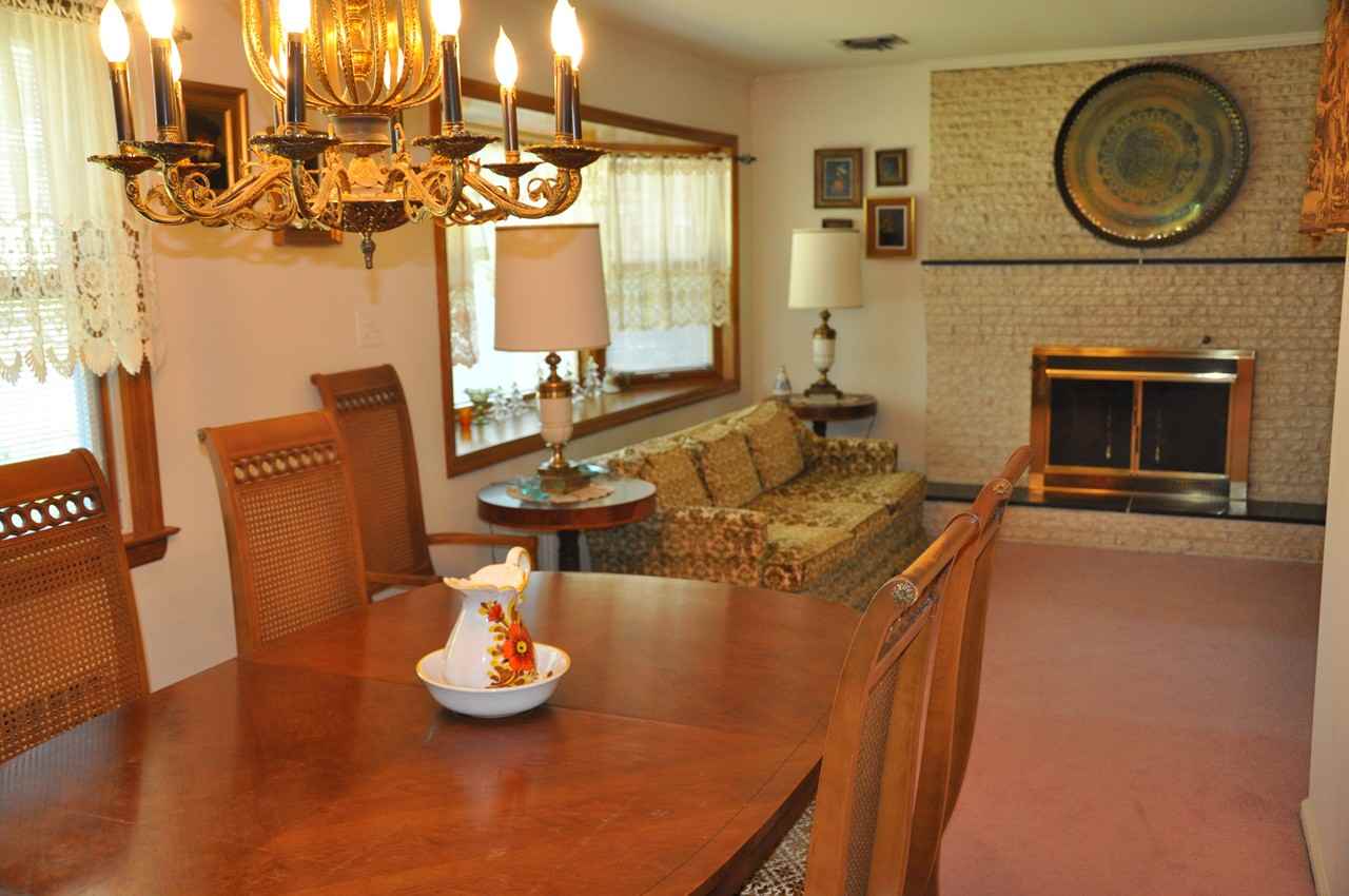 38 Riverside Dr - Photo 3 of 12