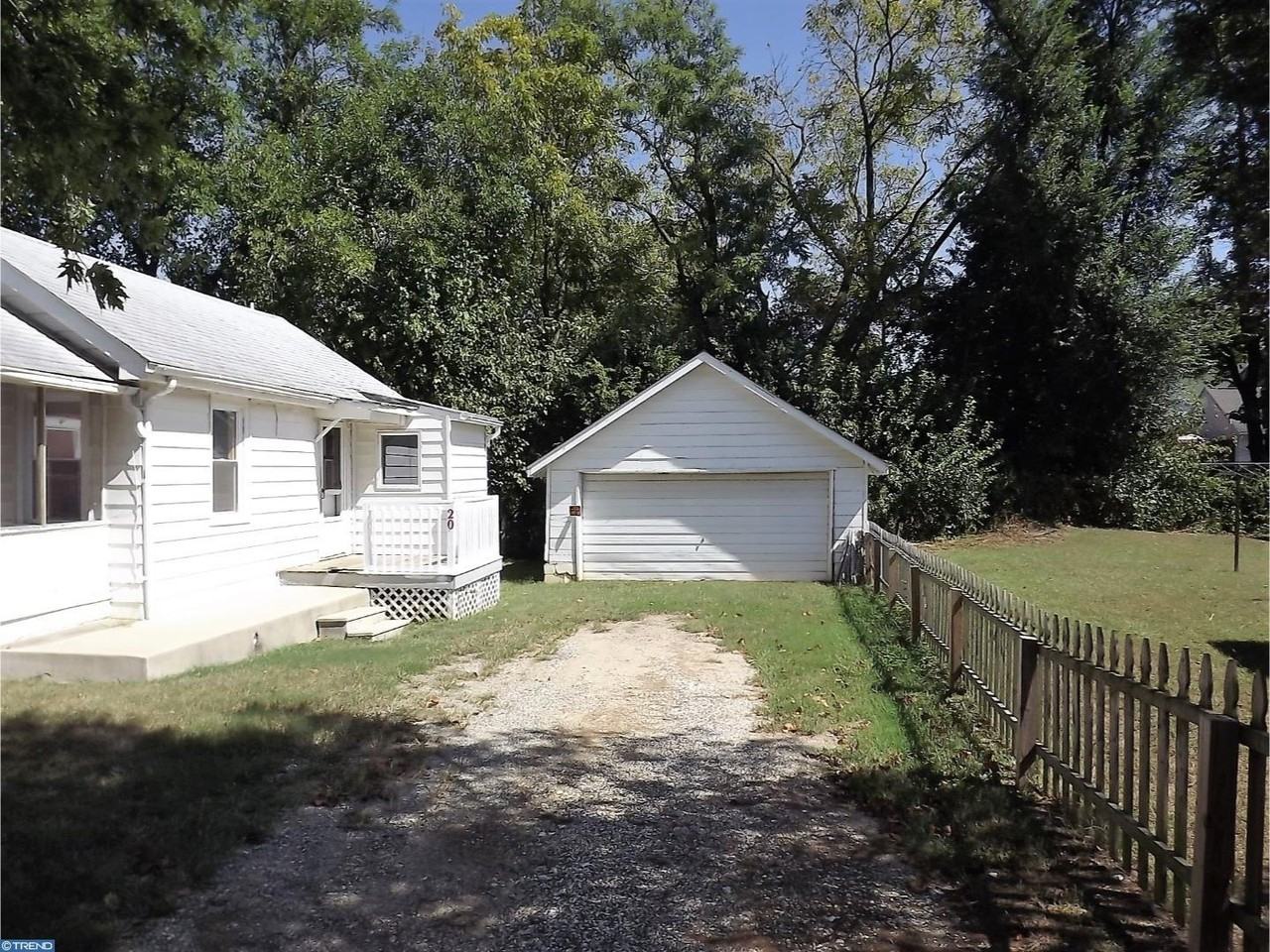 20 E Main St - Photo 2 of 7