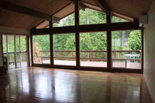 414 Chilvers Rd - Photo 2 of 11