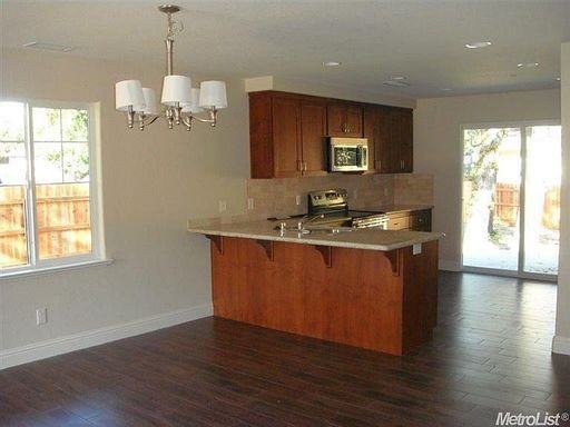 5790 King Rd - Photo 3 of 8