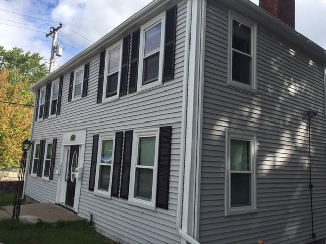 1074 Washington St #2 - Photo 3 of 10