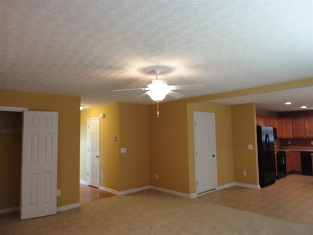 311 River Valley Blvd - Photo 3 of 13