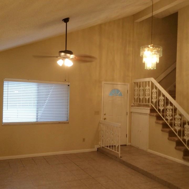 16110 Ravendale Dr - Photo 3 of 10