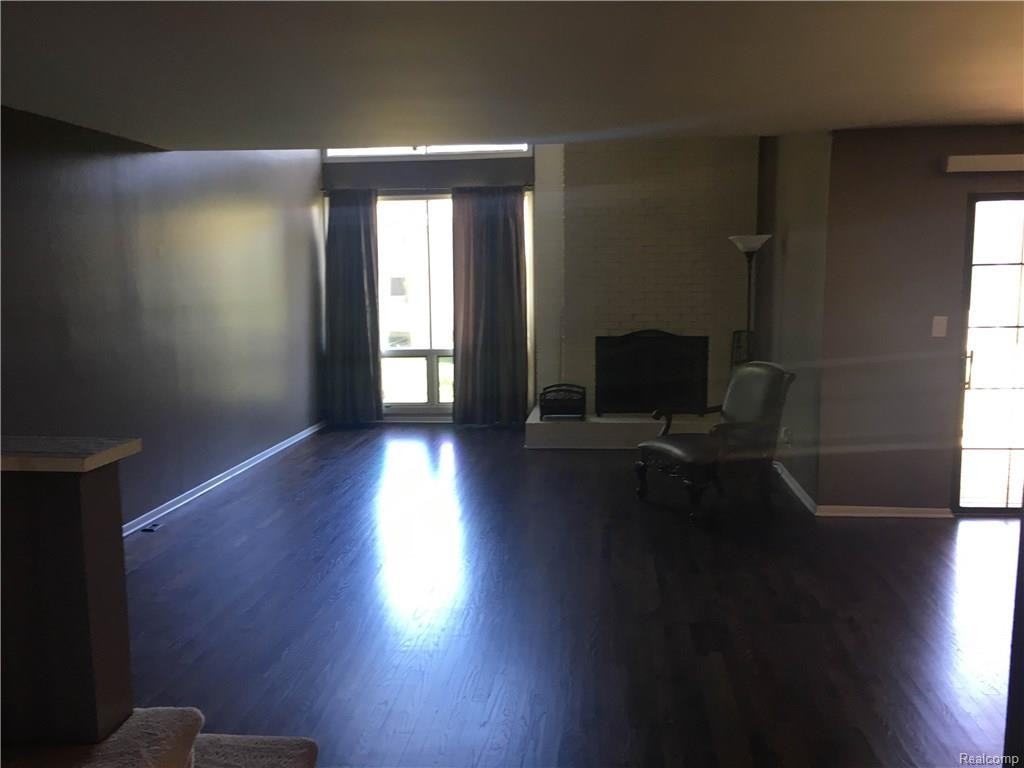 7139 Creeks Crossing - Photo 5 of 19