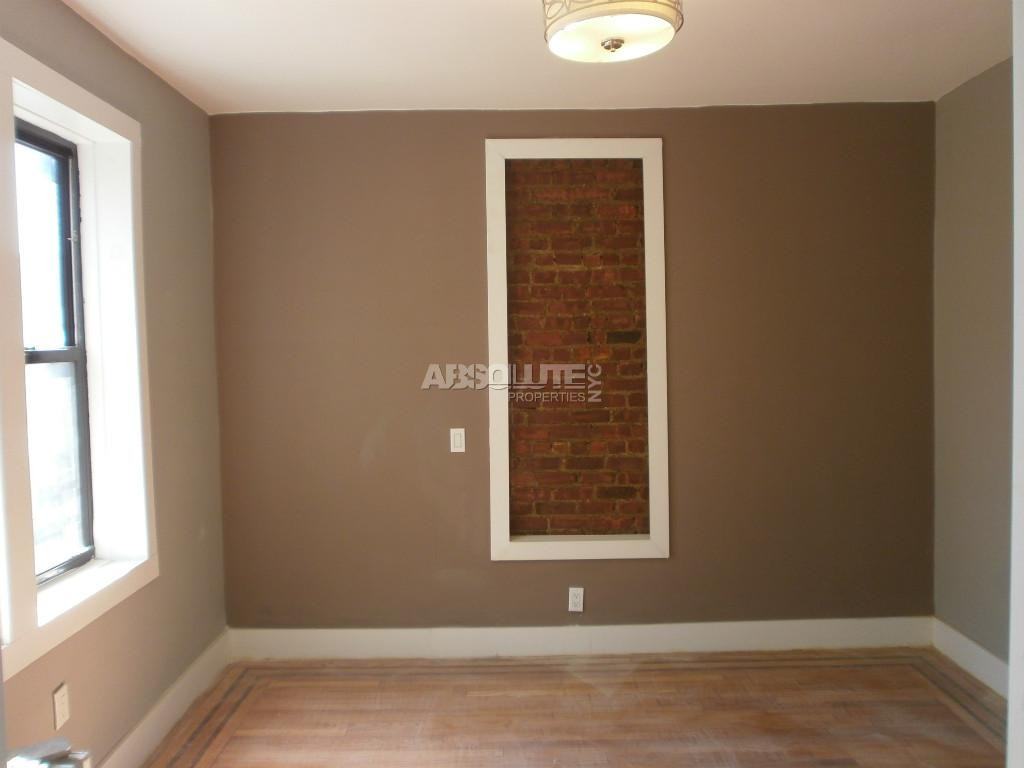 89-32 138th St #D3 - Photo 2 of 6