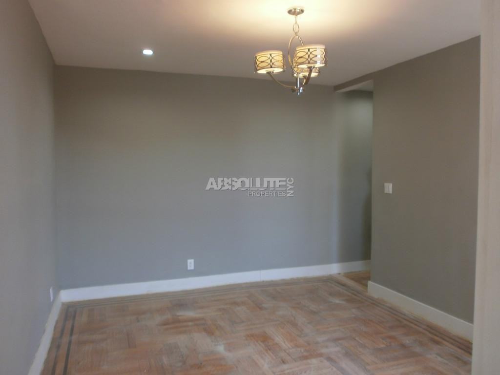 89-32 138th St #D3 - Photo 3 of 6