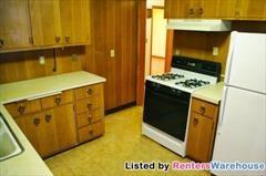 132 Larpenteur Ave E - Photo 2 of 13