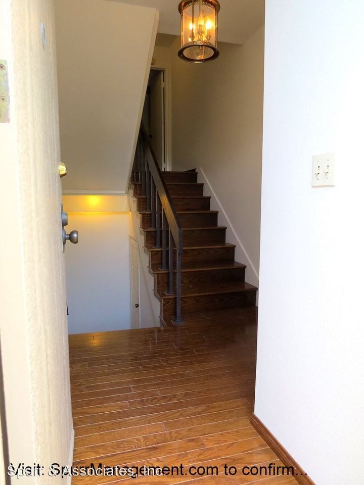 3612 W Estates Ln #F - Photo 3 of 16