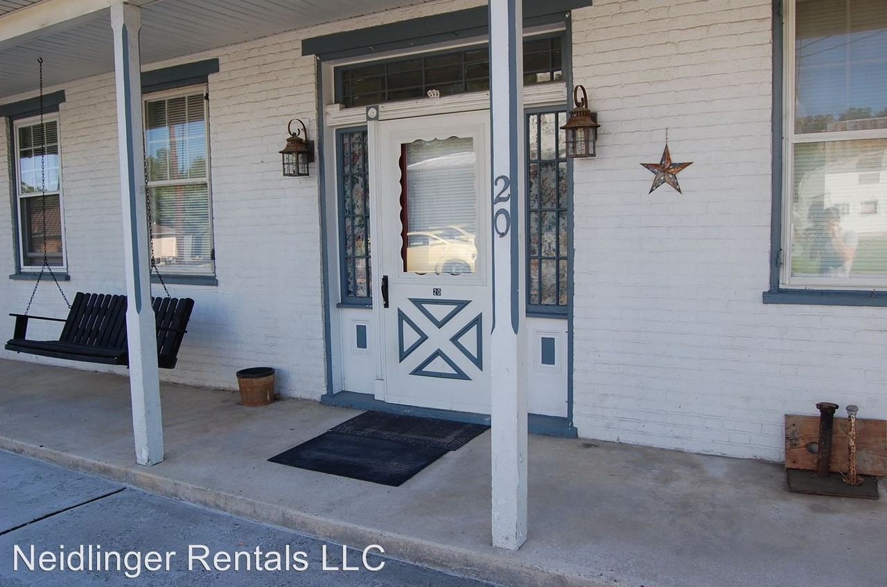 20 W Main St - Photo 3 of 38