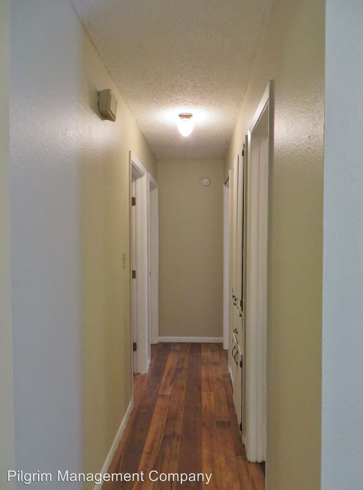 2201 Winchester Dr - Photo 3 of 17