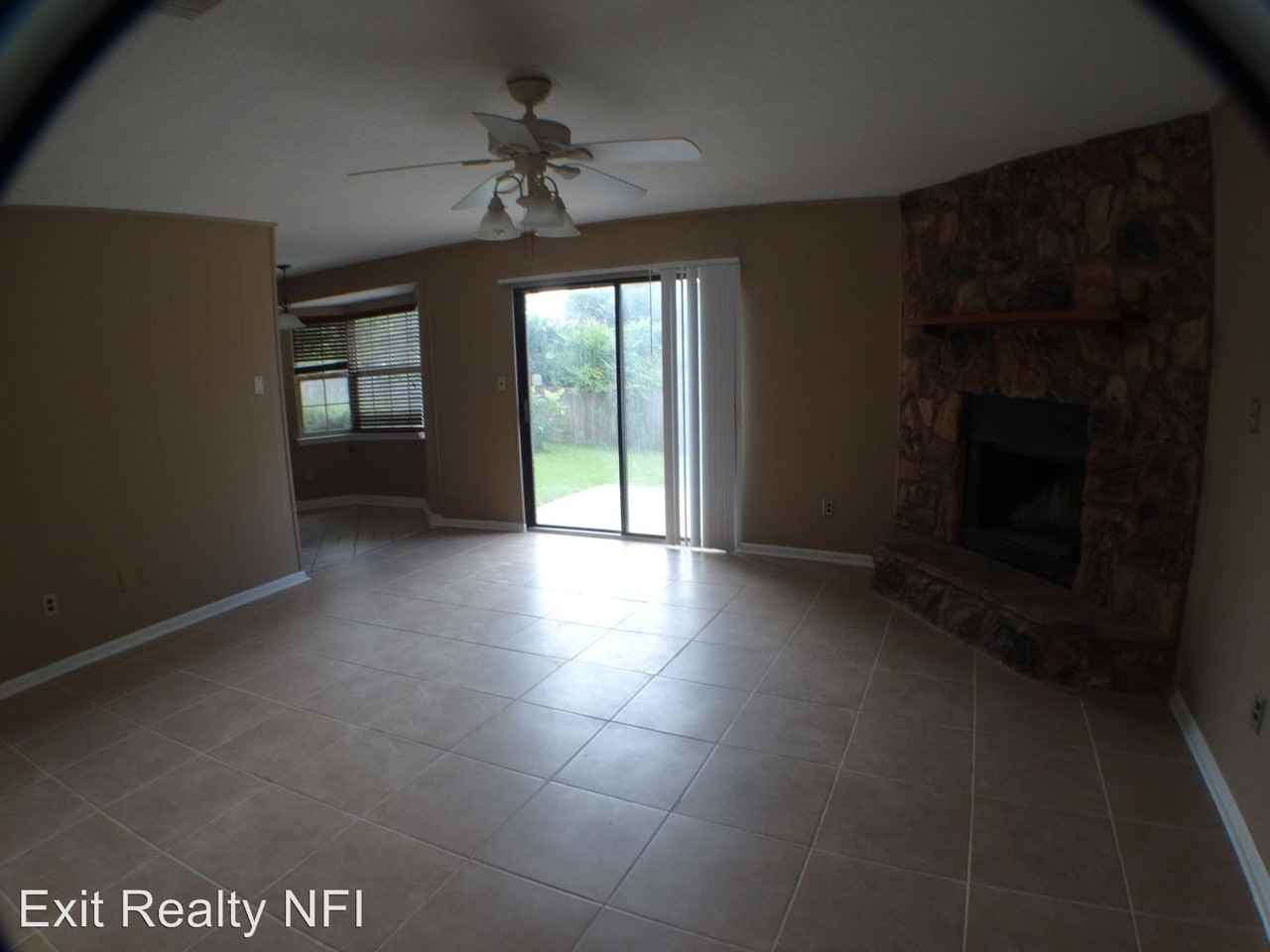 6036 W Shore Dr - Photo 2 of 9