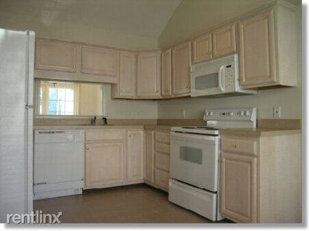 2254 Kings Way - Photo 2 of 6