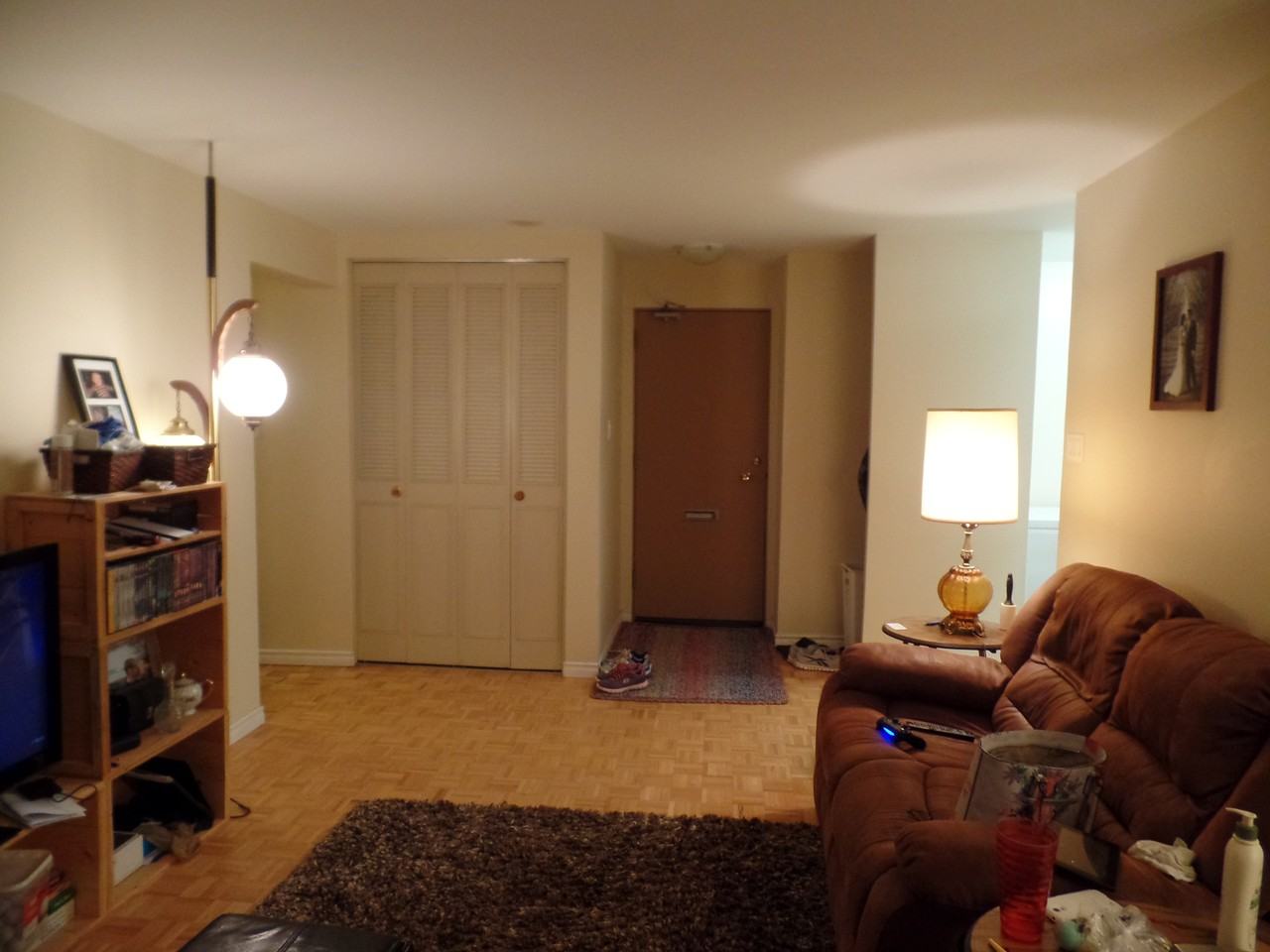 700 Setter Street - Photo 2 of 11