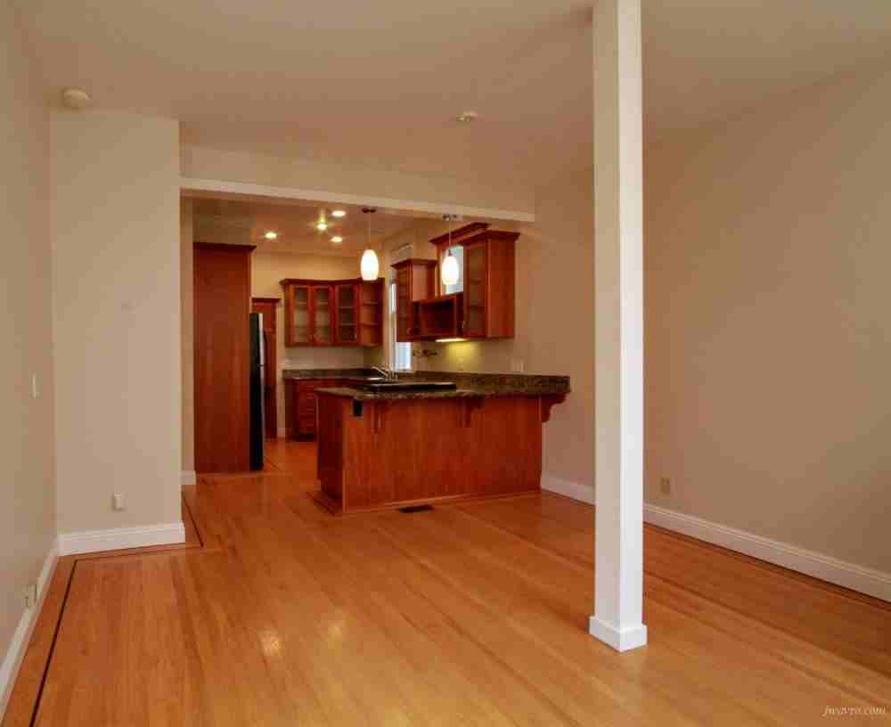 3026 Laguna St - Photo 2 of 8