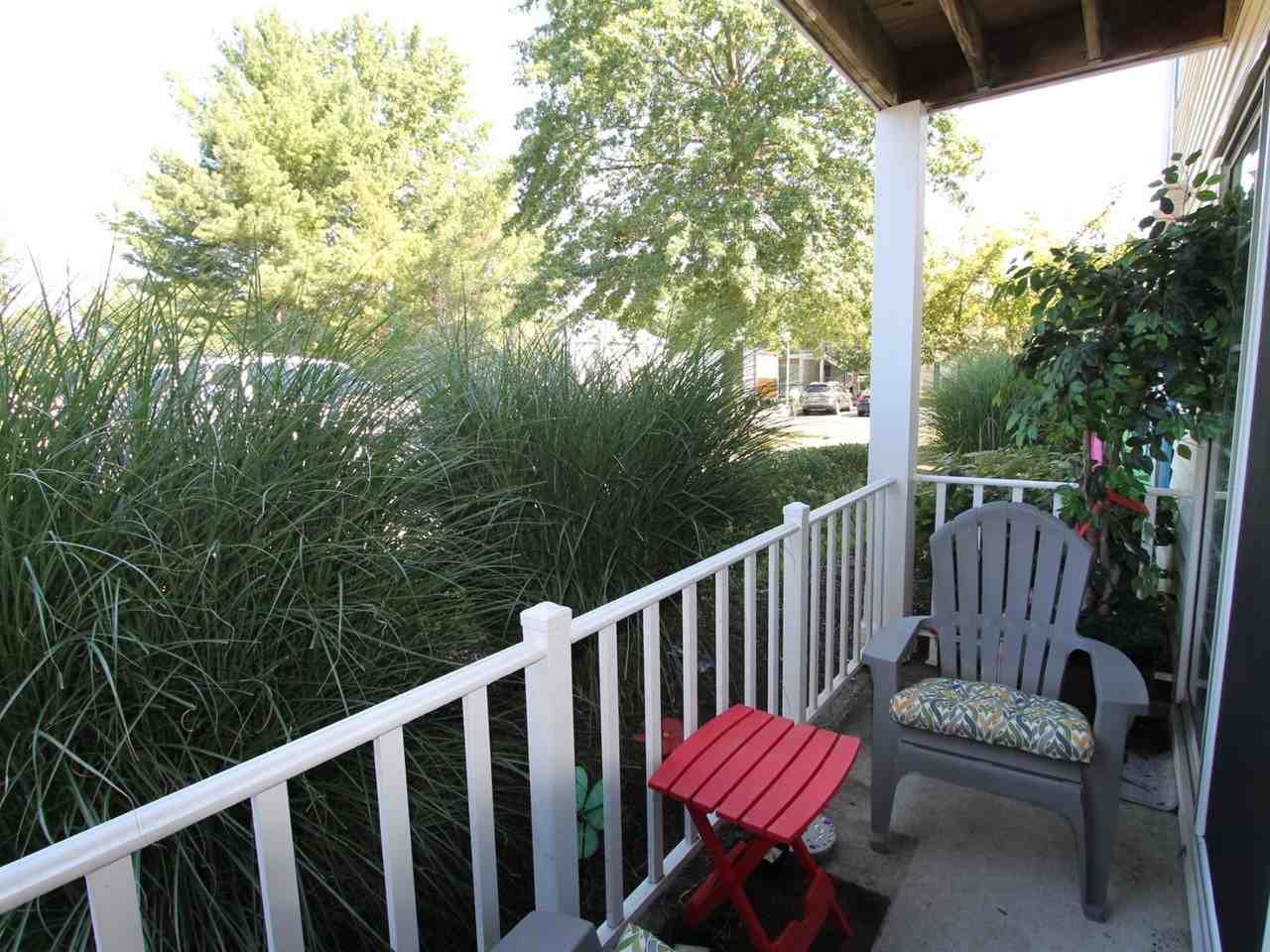 73 Players Cir - Photo 2 of 16