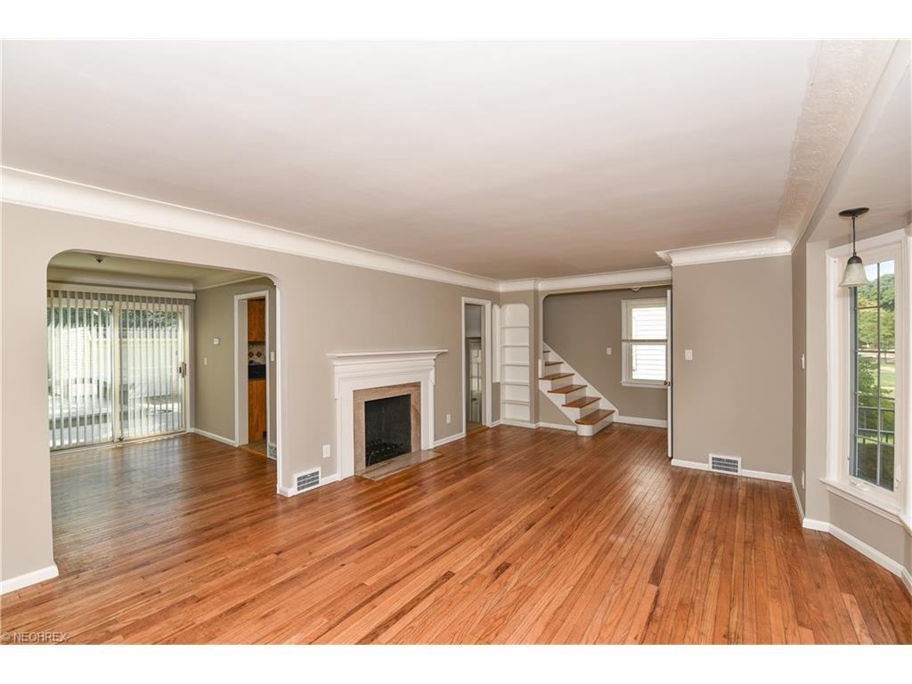 4318 Silsby Rd - Photo 3 of 20