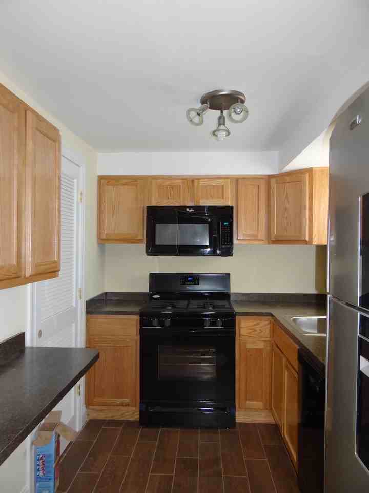 95 Eaves Mill Rd - Photo 3 of 9