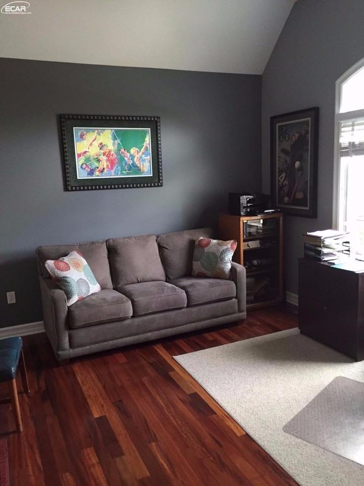 12245 Worthington Ct - Photo 3 of 19