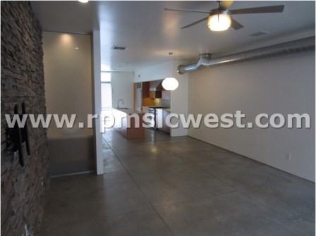 1132 W Temple - Photo 2 of 17