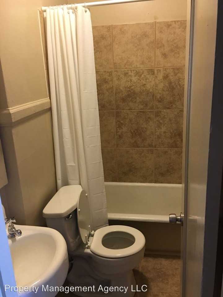 517 East Channel Street - Photo 2 of 5