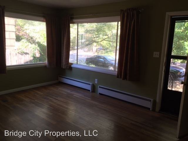 3515 SE 15th Ave - Photo 2 of 9
