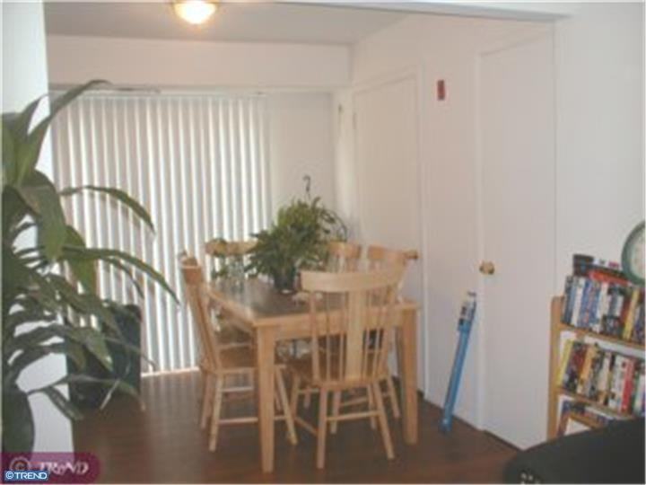 22 Lawrence Ct - Photo 2 of 2