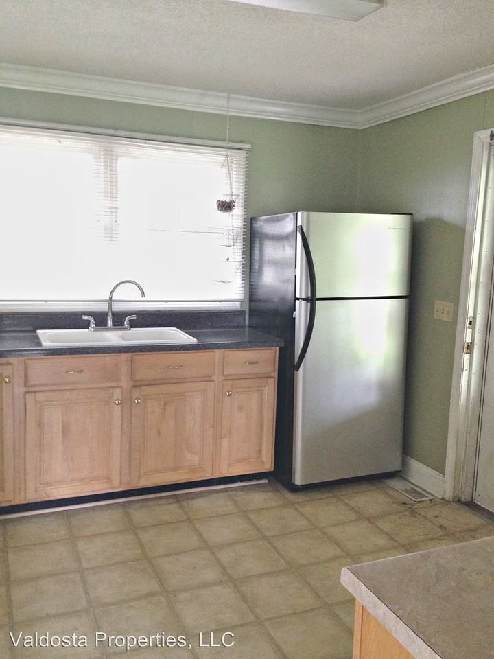 512 Sherrod Ave - Photo 3 of 11