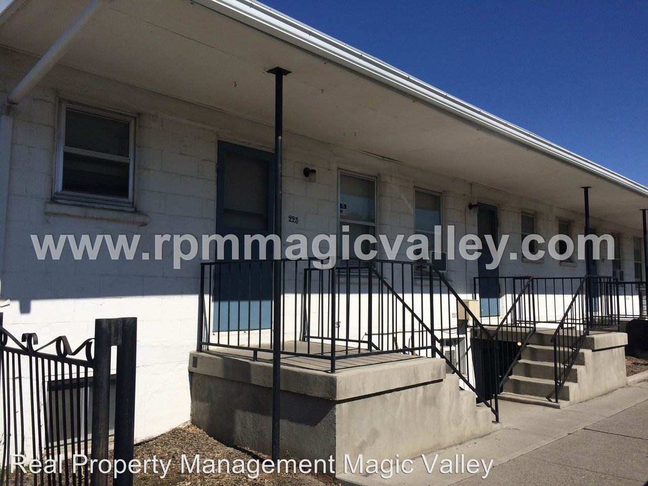 Idaho Street East - Photo 2 of 17