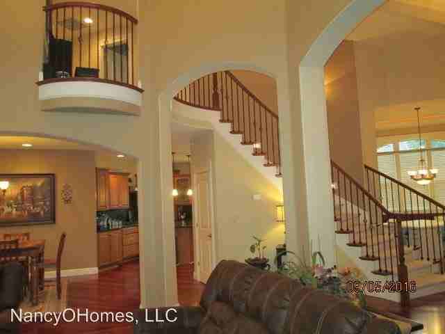 14515 NE 13th St - Photo 3 of 39