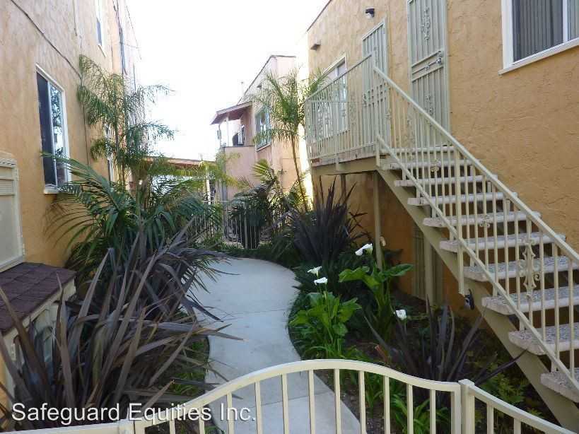 1405 Magnolia Ave - Photo 2 of 8