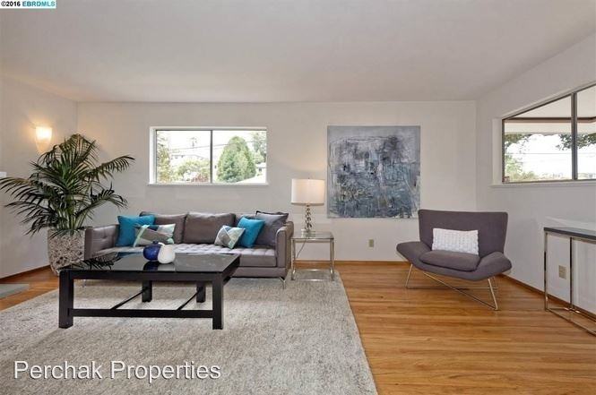 6215 Bernhard Ave - Photo 3 of 15