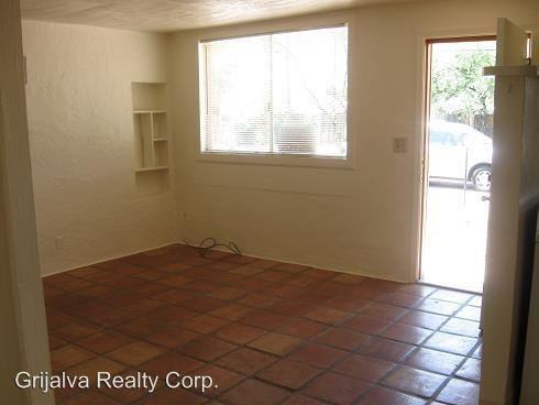 818 E Halcyon Rd - Photo 2 of 5