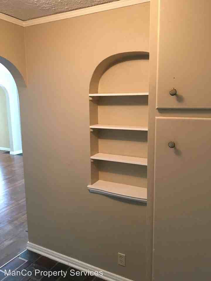 1426 Philadelphia Dr - Photo 2 of 37