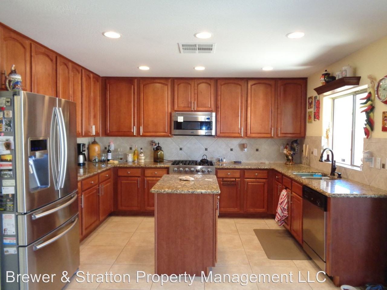 4424 E High Point Dr - Photo 2 of 67