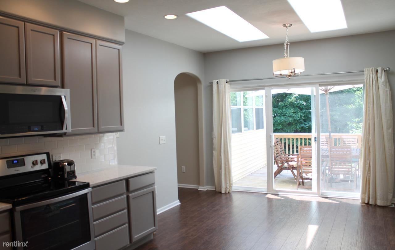 14866 Swan Ln - Photo 3 of 19