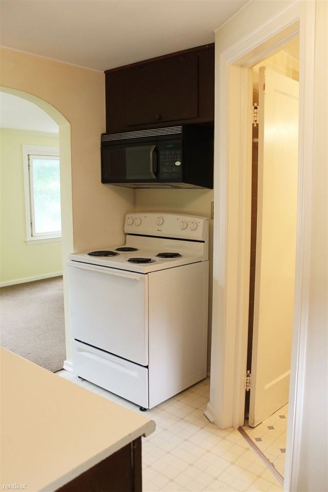 4812 Lake Harbor Rd - Photo 2 of 23