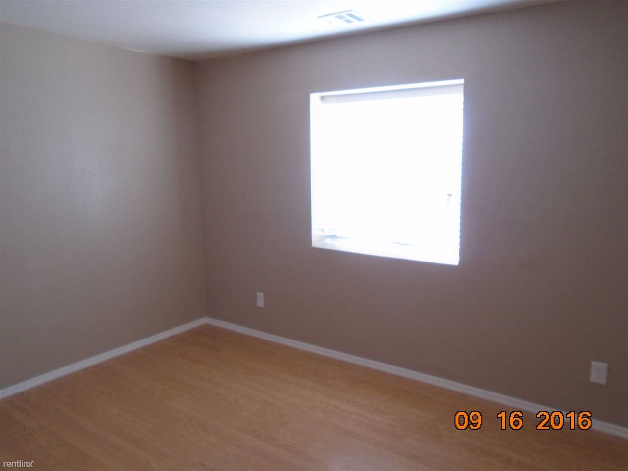 4174 Cholla Dr - Photo 3 of 8