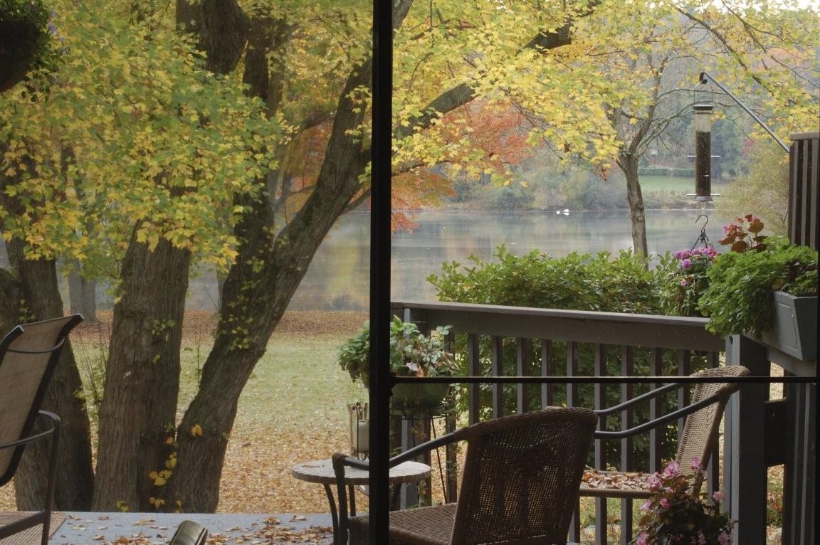 601 Arrowhead Dr - Photo 3 of 35