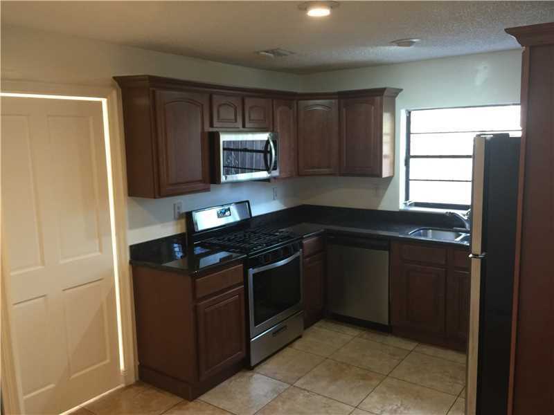 13232 SW 85th Ln - Photo 3 of 8