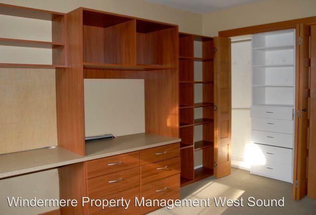 900 Alder Ave NE - Photo 2 of 18