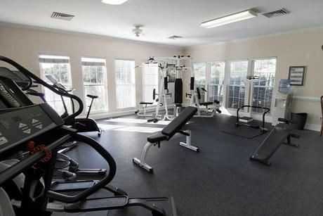 Brookefield Apartments - Photo 2 of 4